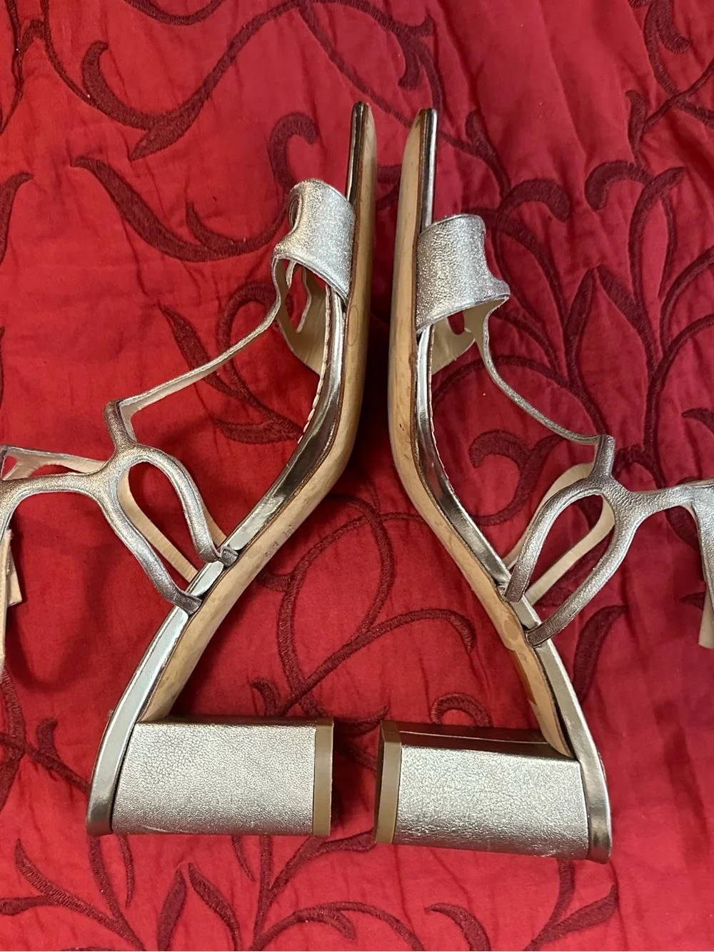 Strappy Metallic Block Heel Sandals - Silver